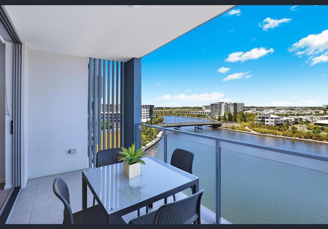 Aquarius Kawana Aparthotel Kawana Waters Exterior photo